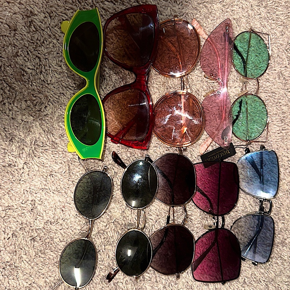 10 Pack Sunglasses 🕶️